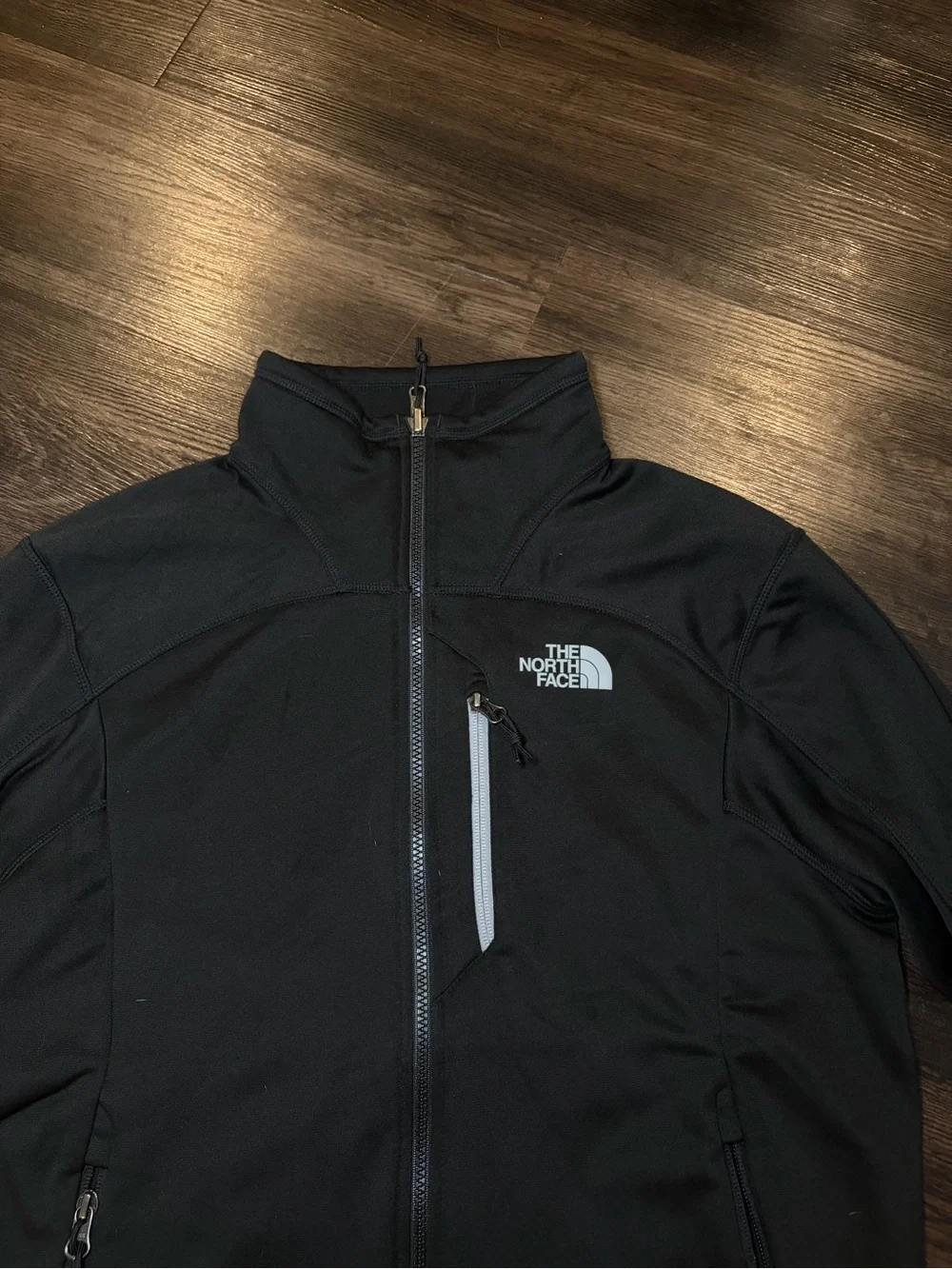 The North Face Men Black Long Sleeve Full Zip Stretch Zipper Pocket